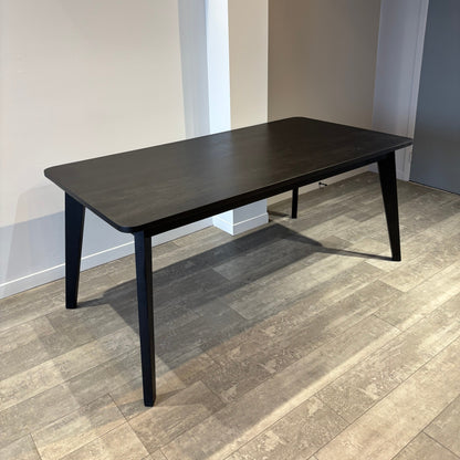 Table en bois d’Acacia noir
